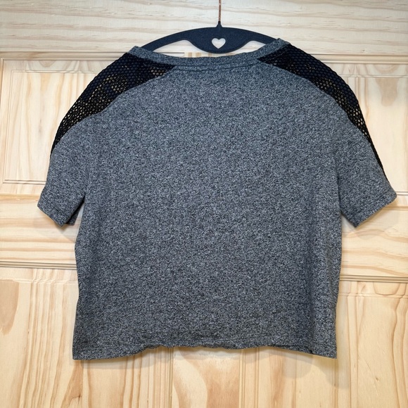 PINK Victoria’s Secret Gray and Black Mesh Sleeve Crop Top Small - Picture 2 of 4